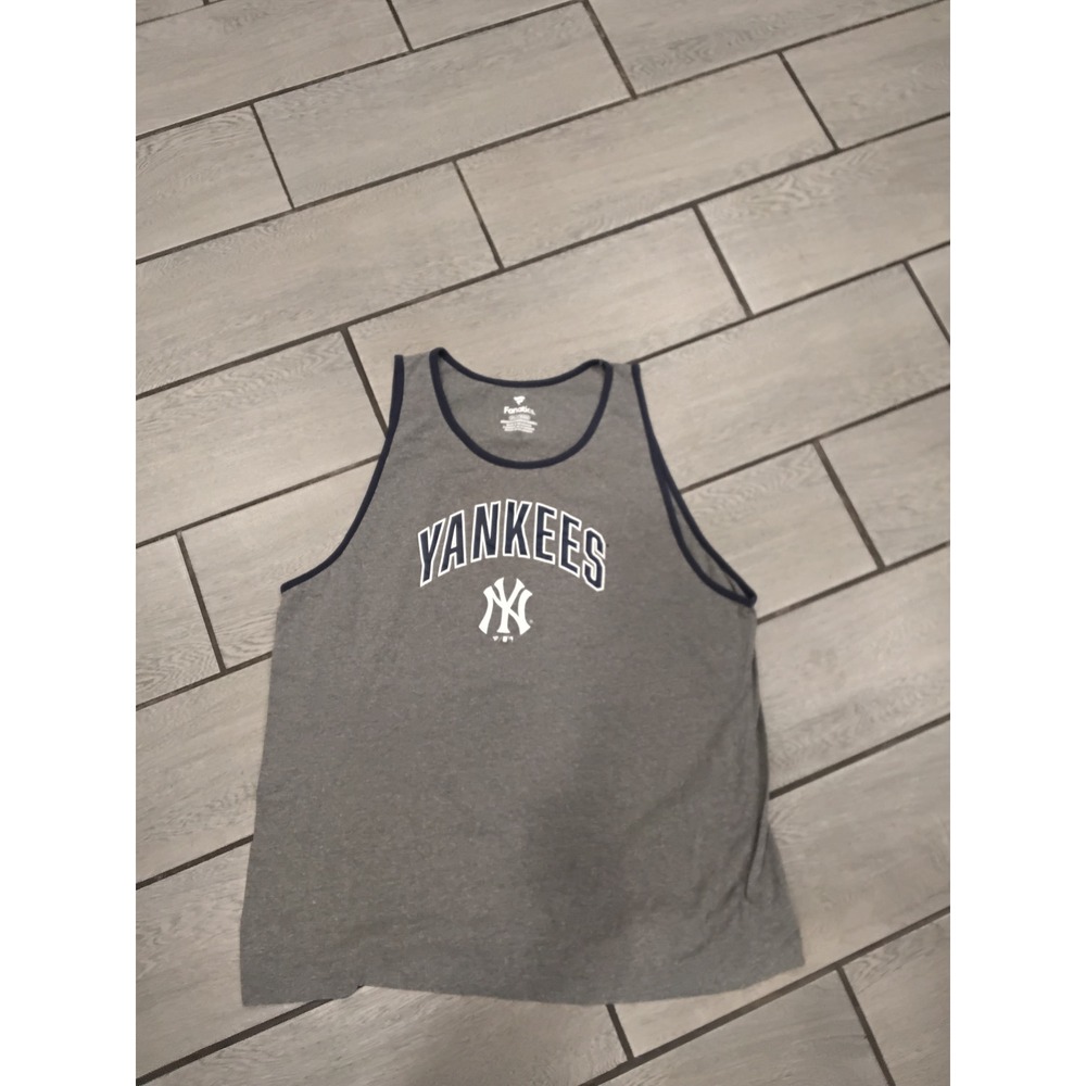 Fanatics New York Yankees Gray Tank Top Men's Size 2XL Sleeveless Athletic